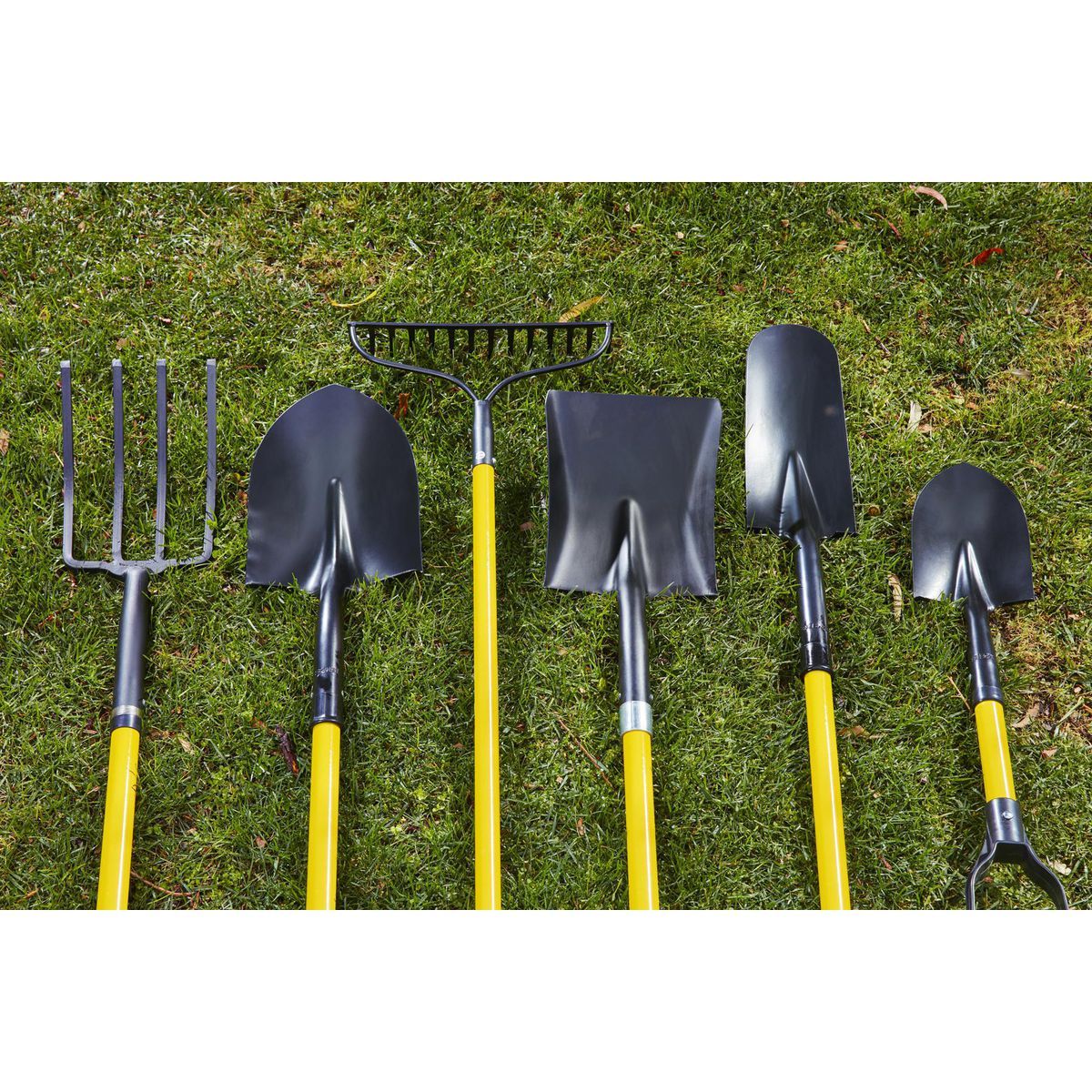 Square Nose Shovel X842