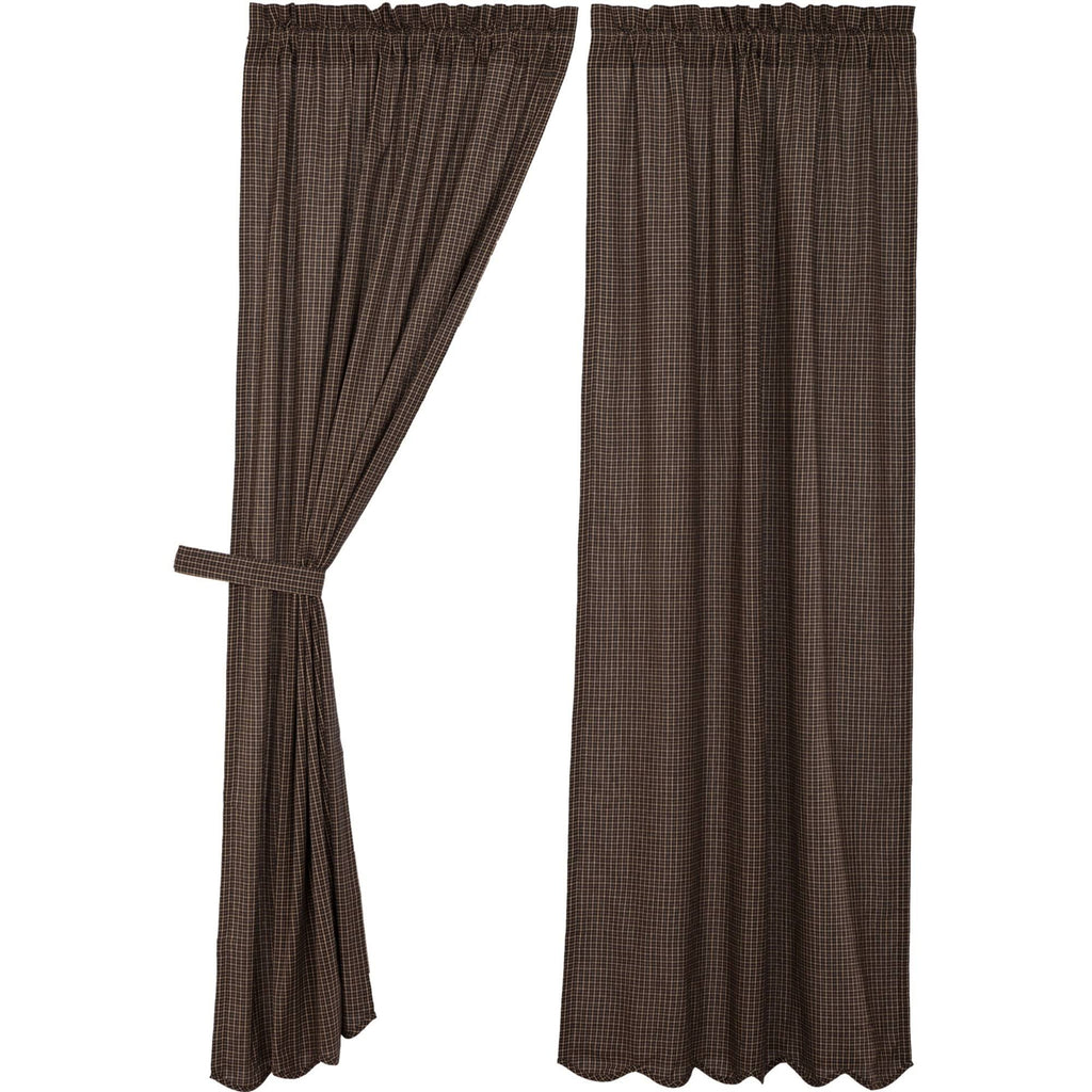 Plaid Scalloped Panel D706