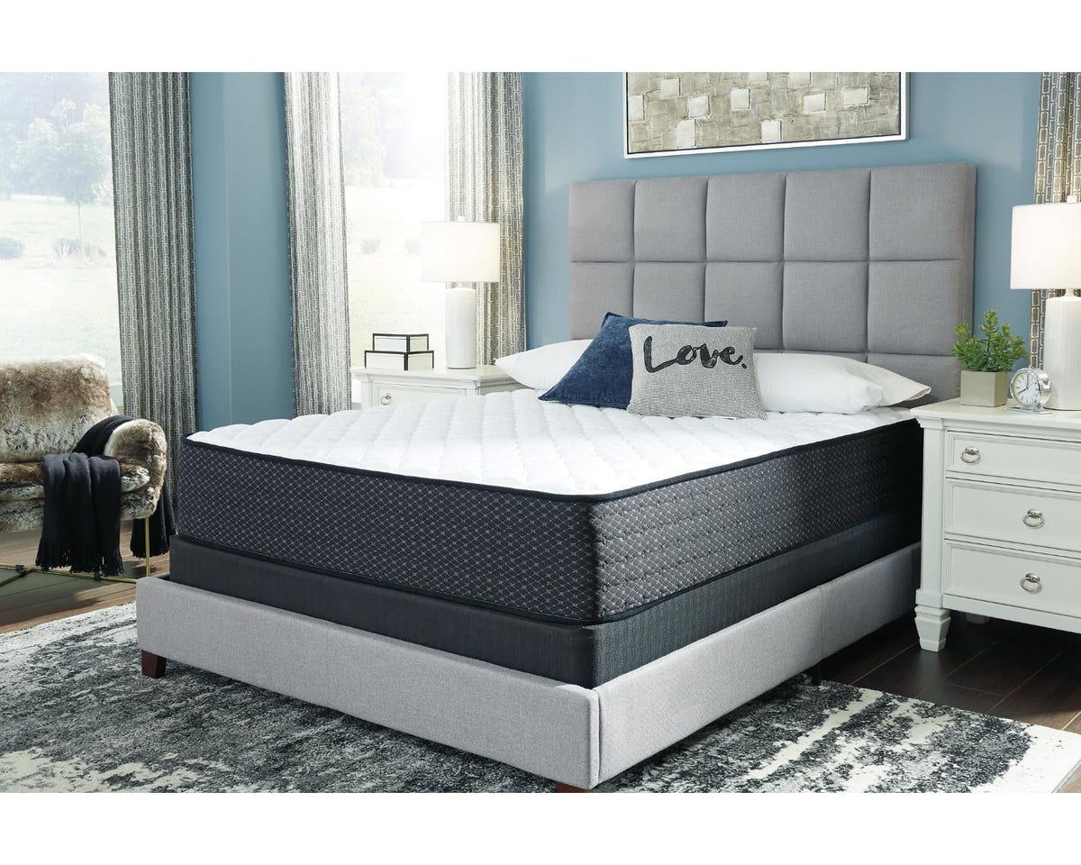 Queen Memory Foam Firm Mattress C4553