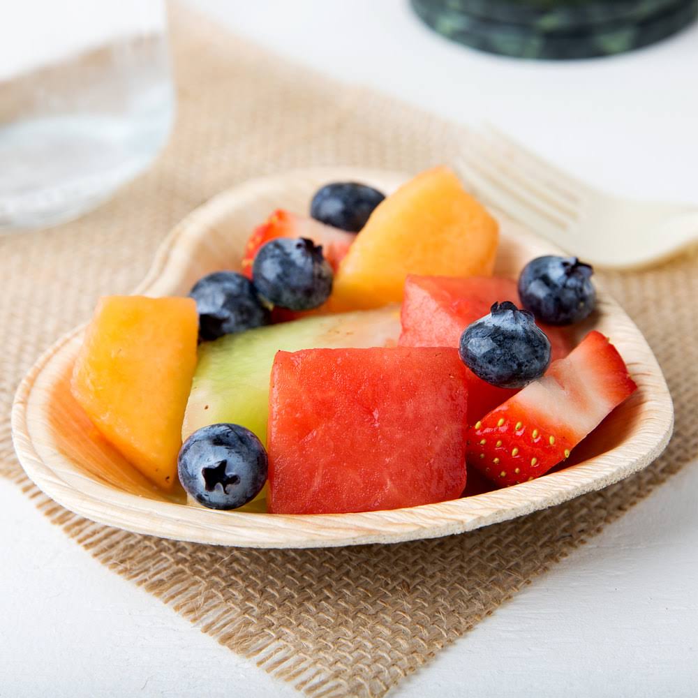 Heart Palm Leaf Plate 200-ct Case P553891