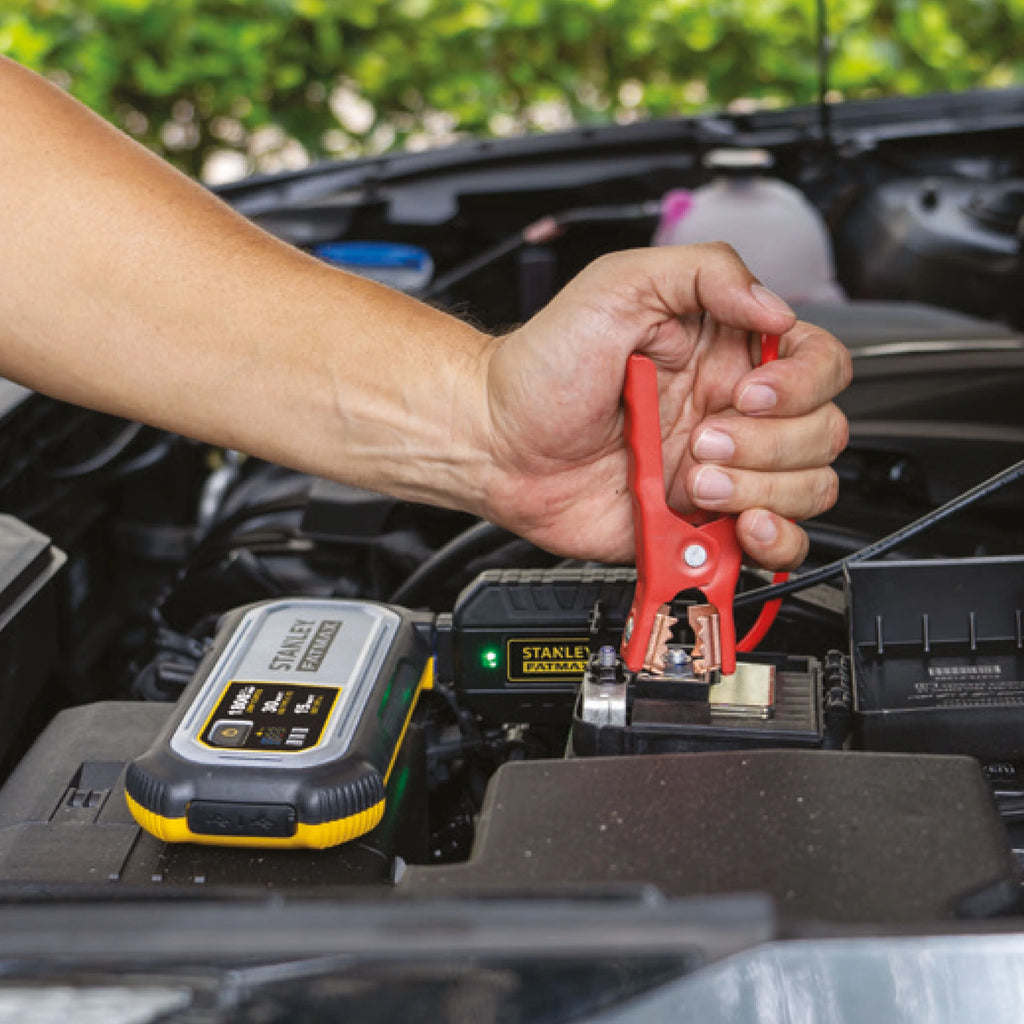 Lithium Jump Starter with USB Power Bank D4951