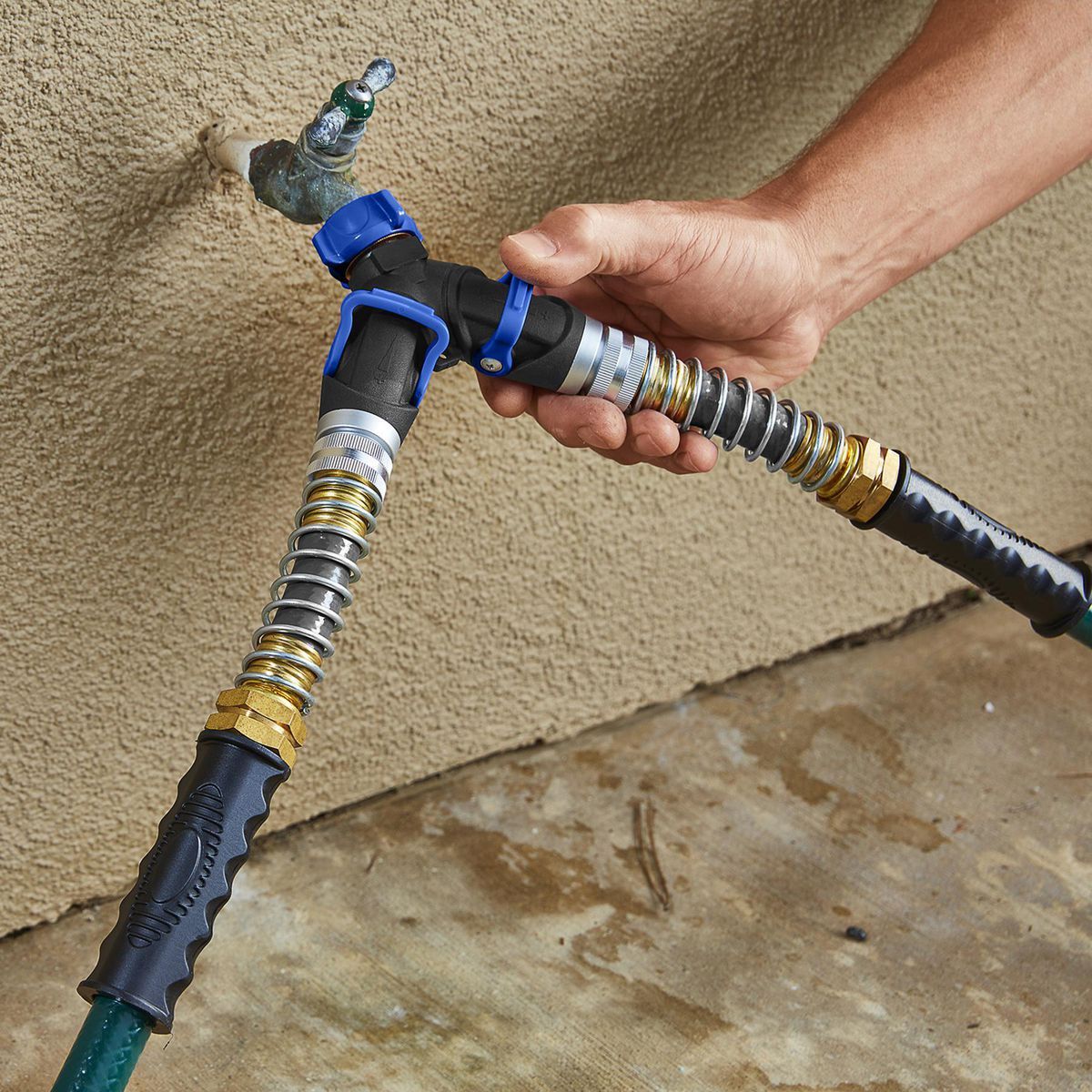 Two-Way Hose Shut-off Adapter N93502