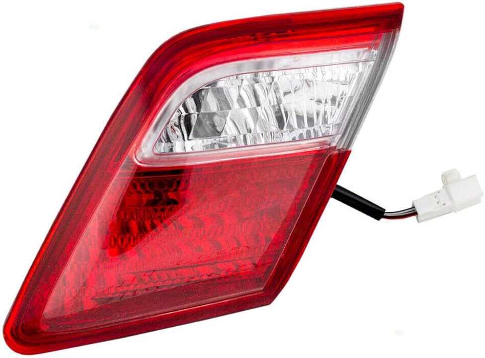 Tail Light Assembly Passenger Side O684