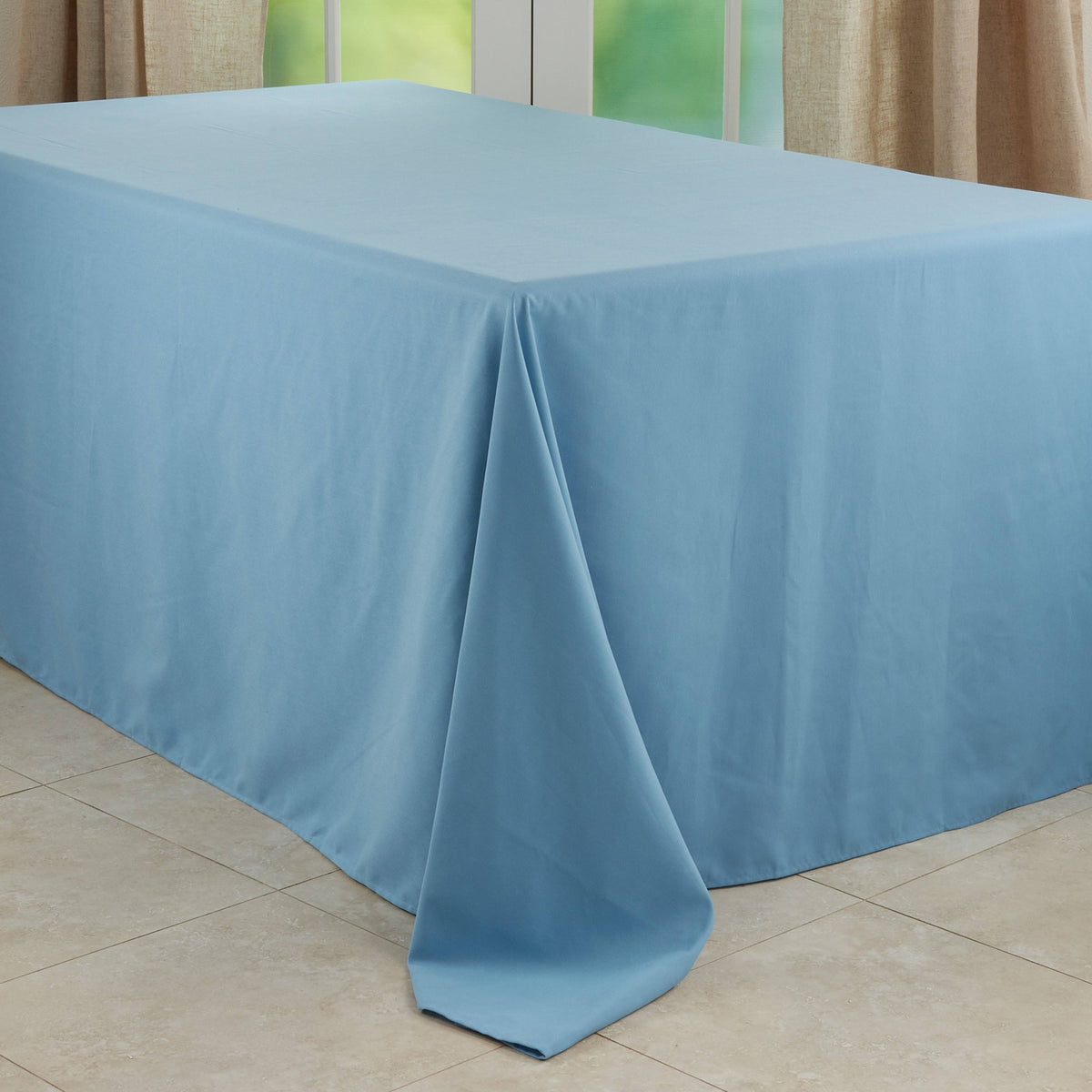 Everyday Tablecloth M336