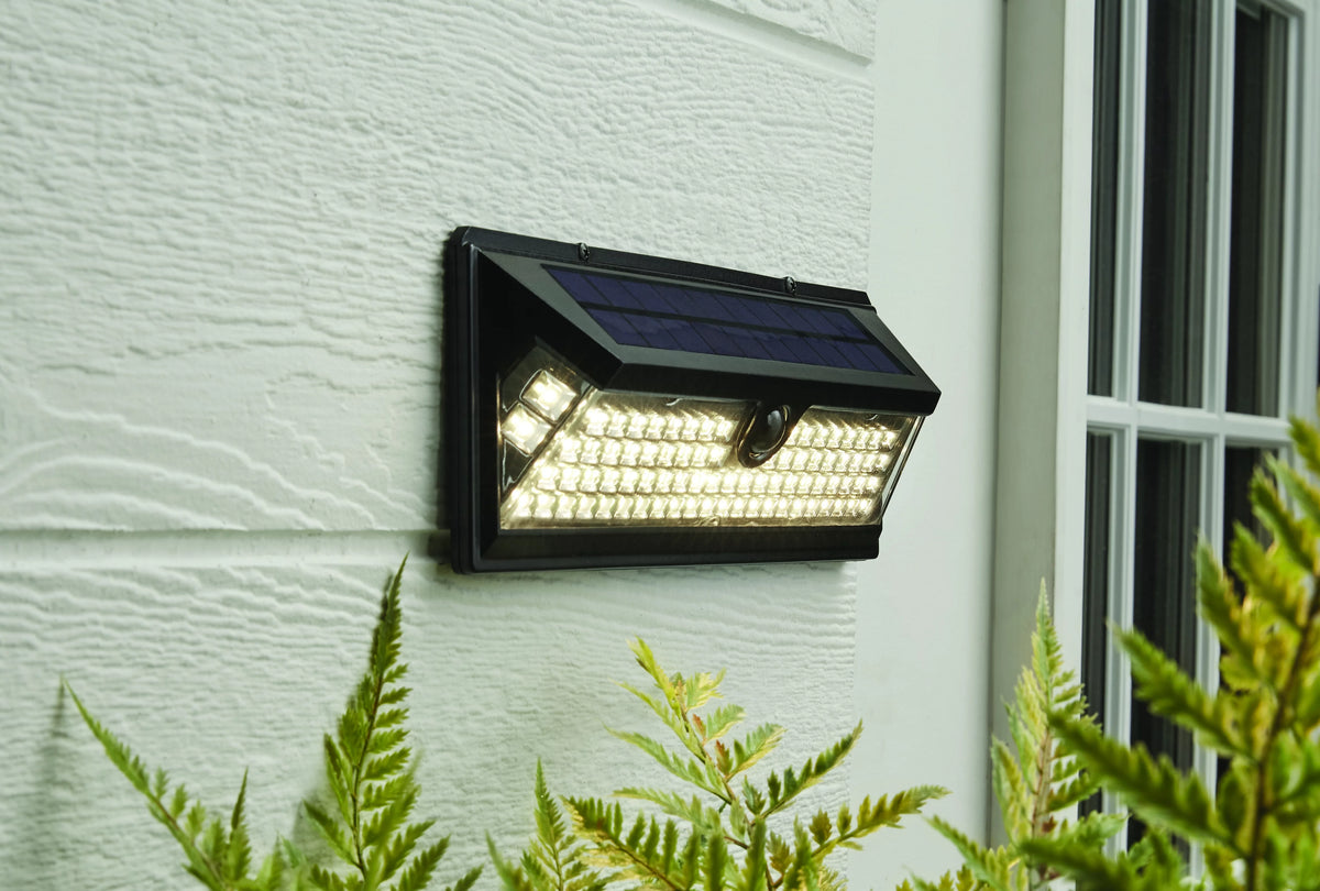 2400 Lumen Solar Motion Activated LED Path Light D839409