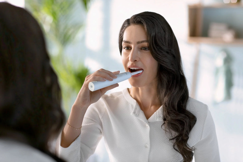Rechargeable Electric Toothbrush with Pressure Sensor B864765