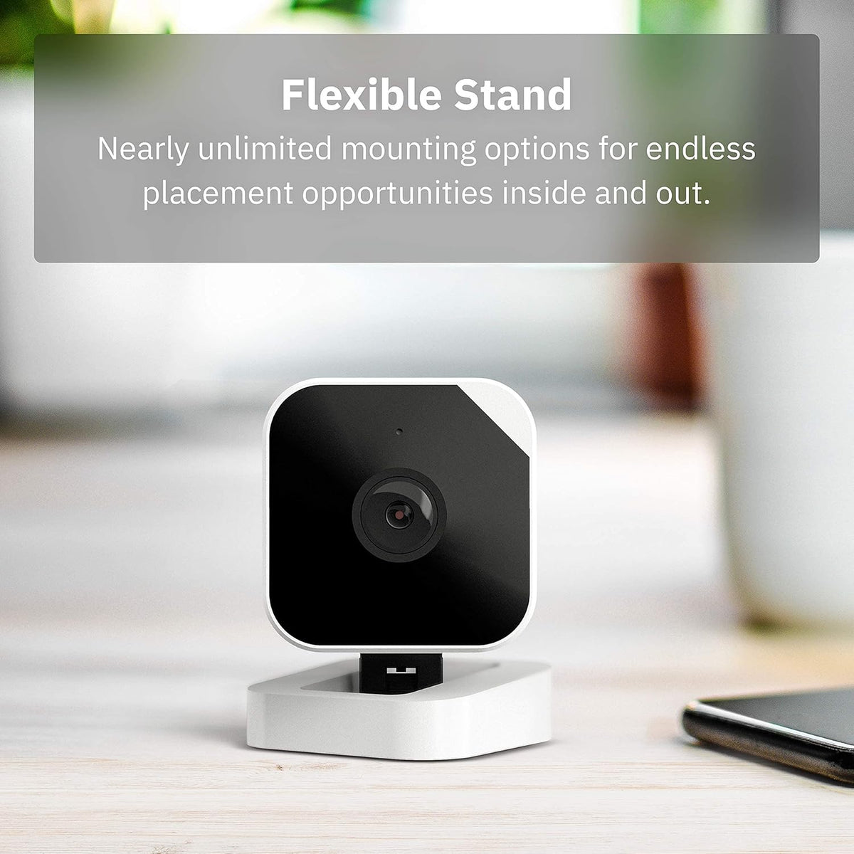 Plug-in Indoor/Outdoor WiFi-Connected Security Camera with Full Color Low-Light Video Z9377