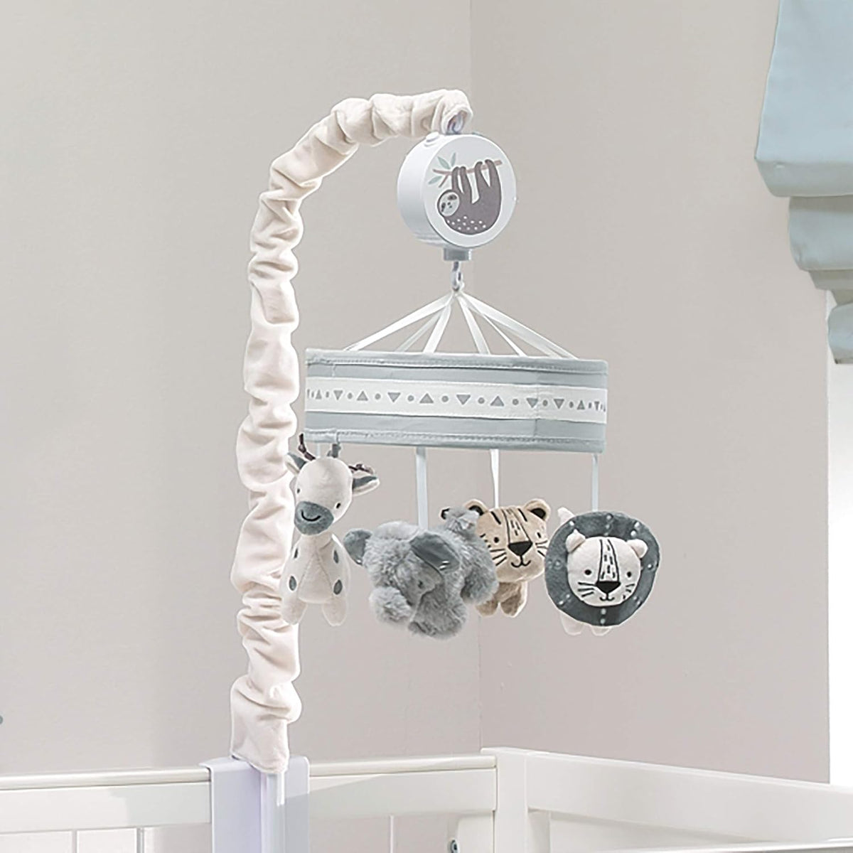 Multicolor Musical Baby Crib Mobile Soother Toy N559354
