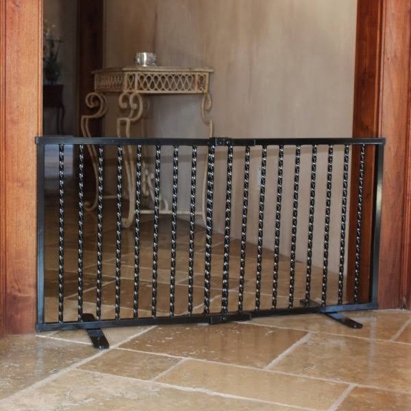 Wrought Iron Freestanding Pet Gate I5523