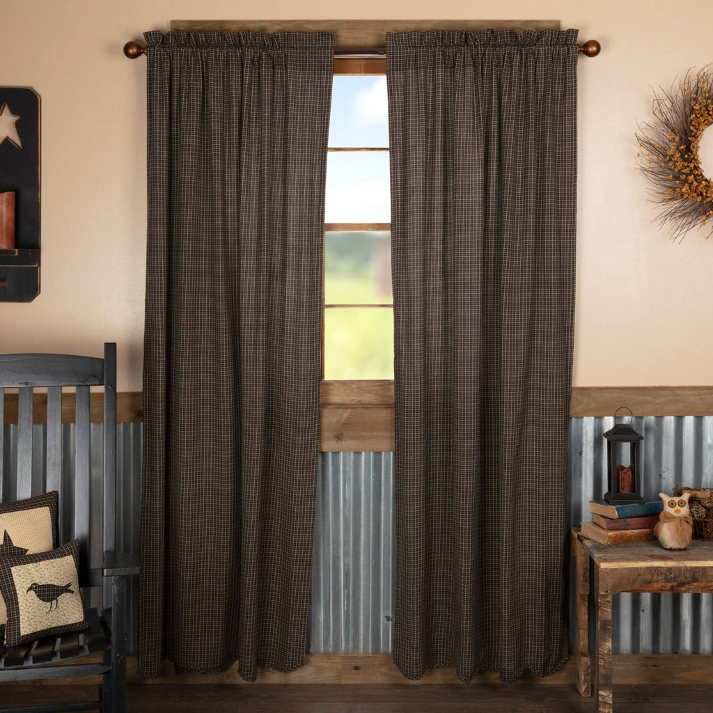 Plaid Scalloped Panel D706