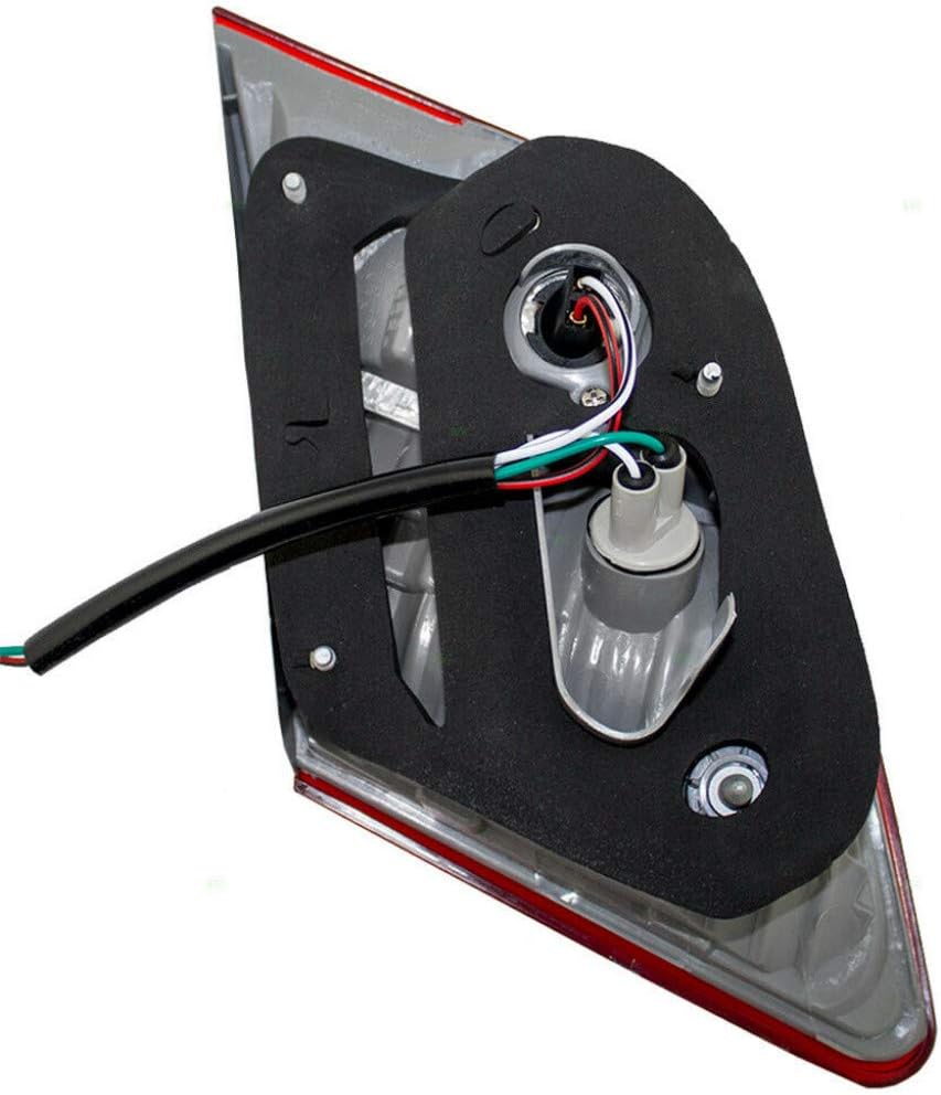 Tail Light Assembly Passenger Side O684
