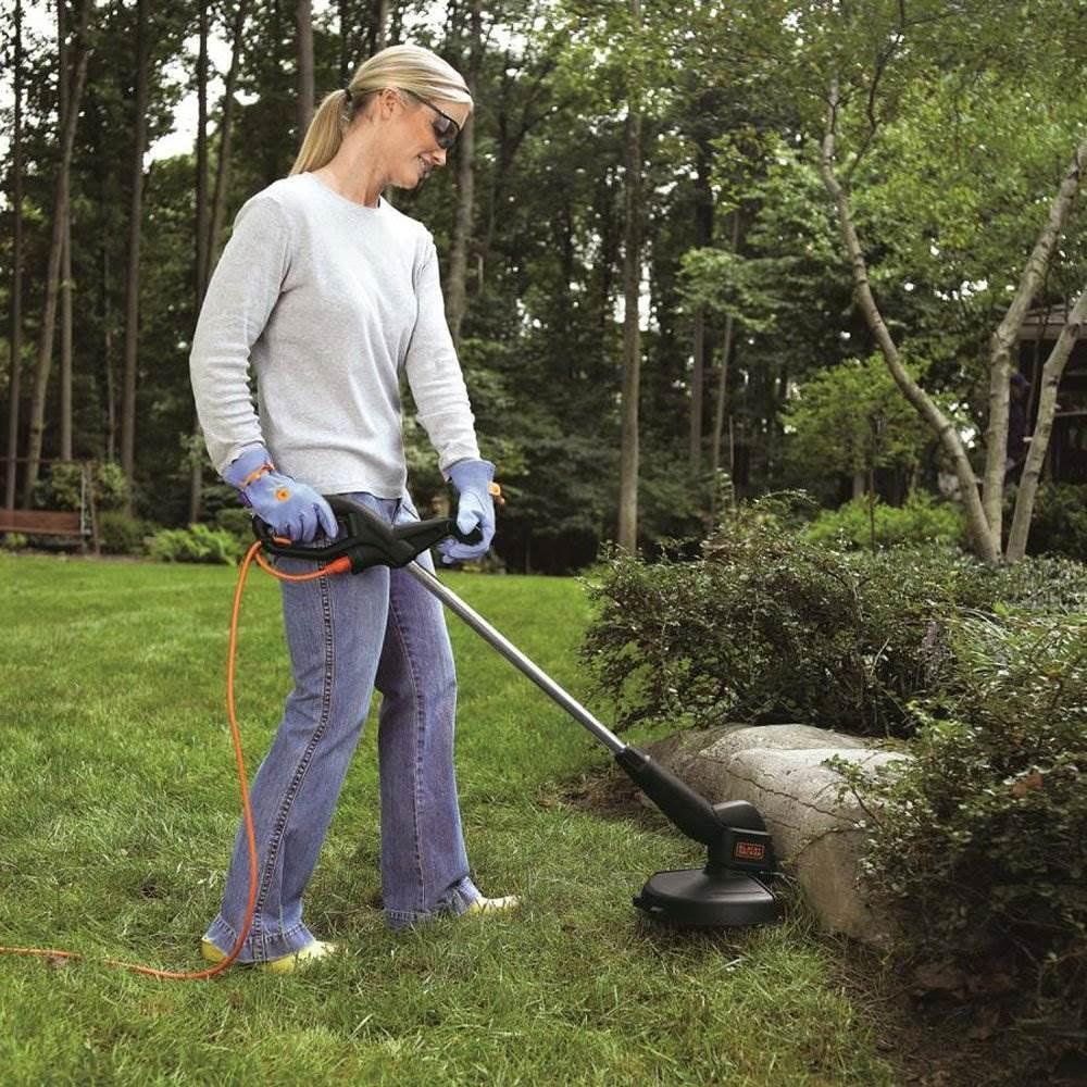 3.5 Amp Corded Electric String Trimmer and Edger P90961