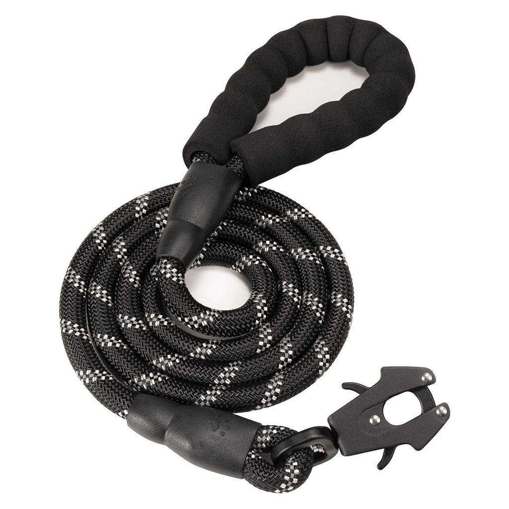 Heavy Duty Reflective Nylon Dog Leash with Locking Clip T56812