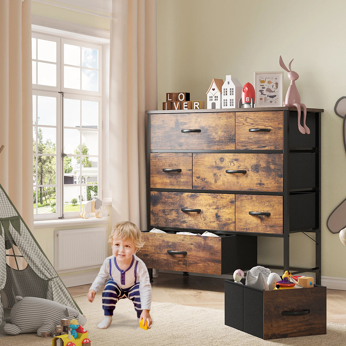 8 Drawer Wood Dresser T62804
